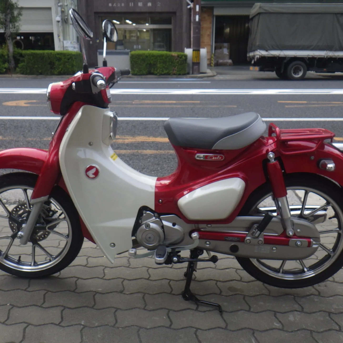 大阪天王寺にあるバイクショップ