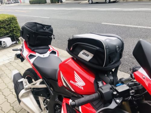 Cbr250rrにタンクバッグを取り付けてみました 大阪でバイクに関することなら何でも対応可能な タイガーオート