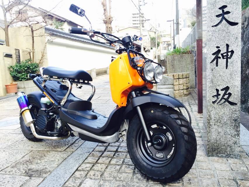 ホンダ ズーマー ライトカスタム オレンジ 大阪でバイクに関することなら何でも対応可能な タイガーオート